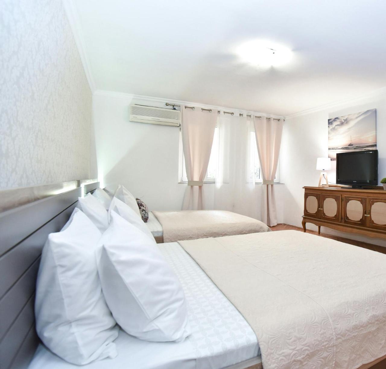 Palm Square 1 Old Town Apt Budva Exterior foto