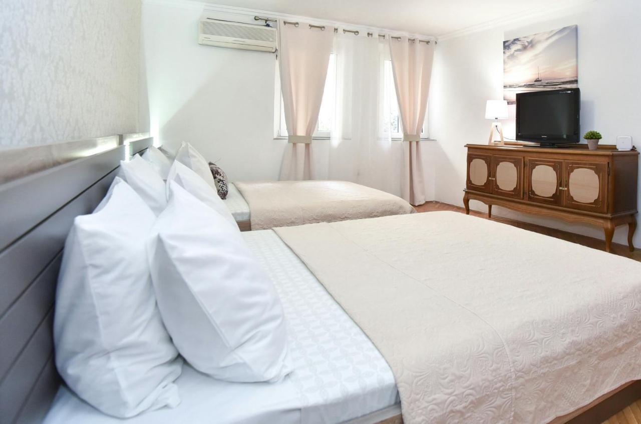 Palm Square 1 Old Town Apt Budva Exterior foto